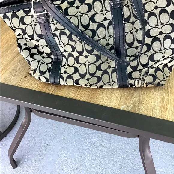 Price reduced Vintage Coach Tote - Picture 12 of 14